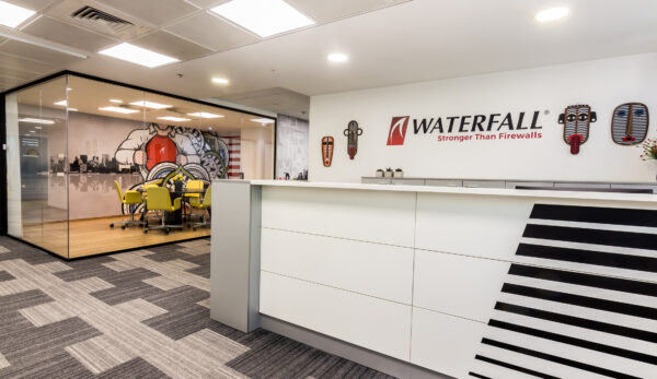 משרדי חברת Waterfall בראש העין